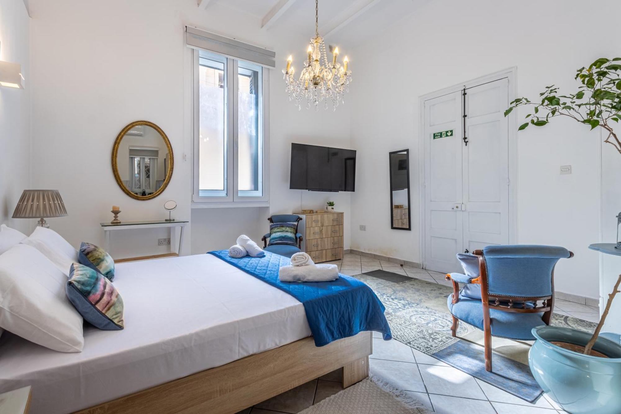 Cozy Carisma Lodging - Central, New And Independent Studio Apartment Sliema Ngoại thất bức ảnh